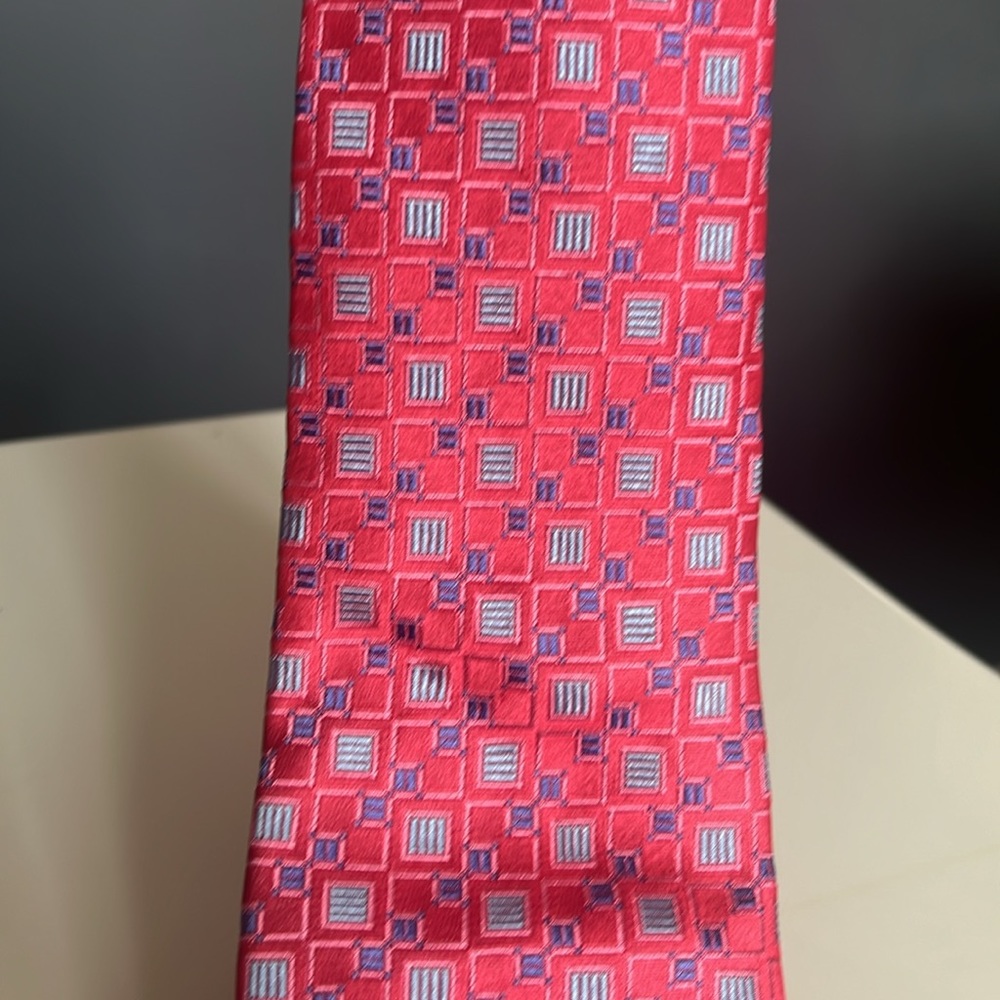XMI tie - Picture 3 of 3